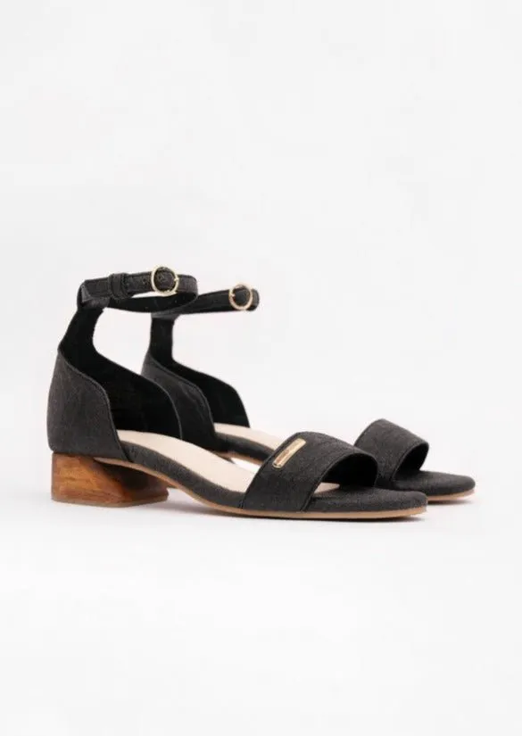 Chicago Heels in Charcoal